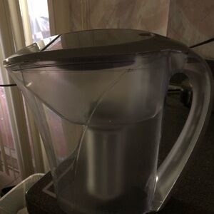 Transparent Water Pitcher with Lid